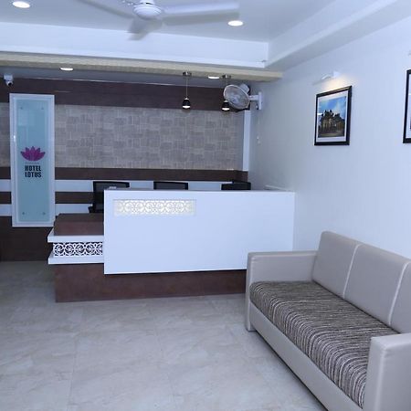 Hotel Lotus Chandrapur Extérieur photo