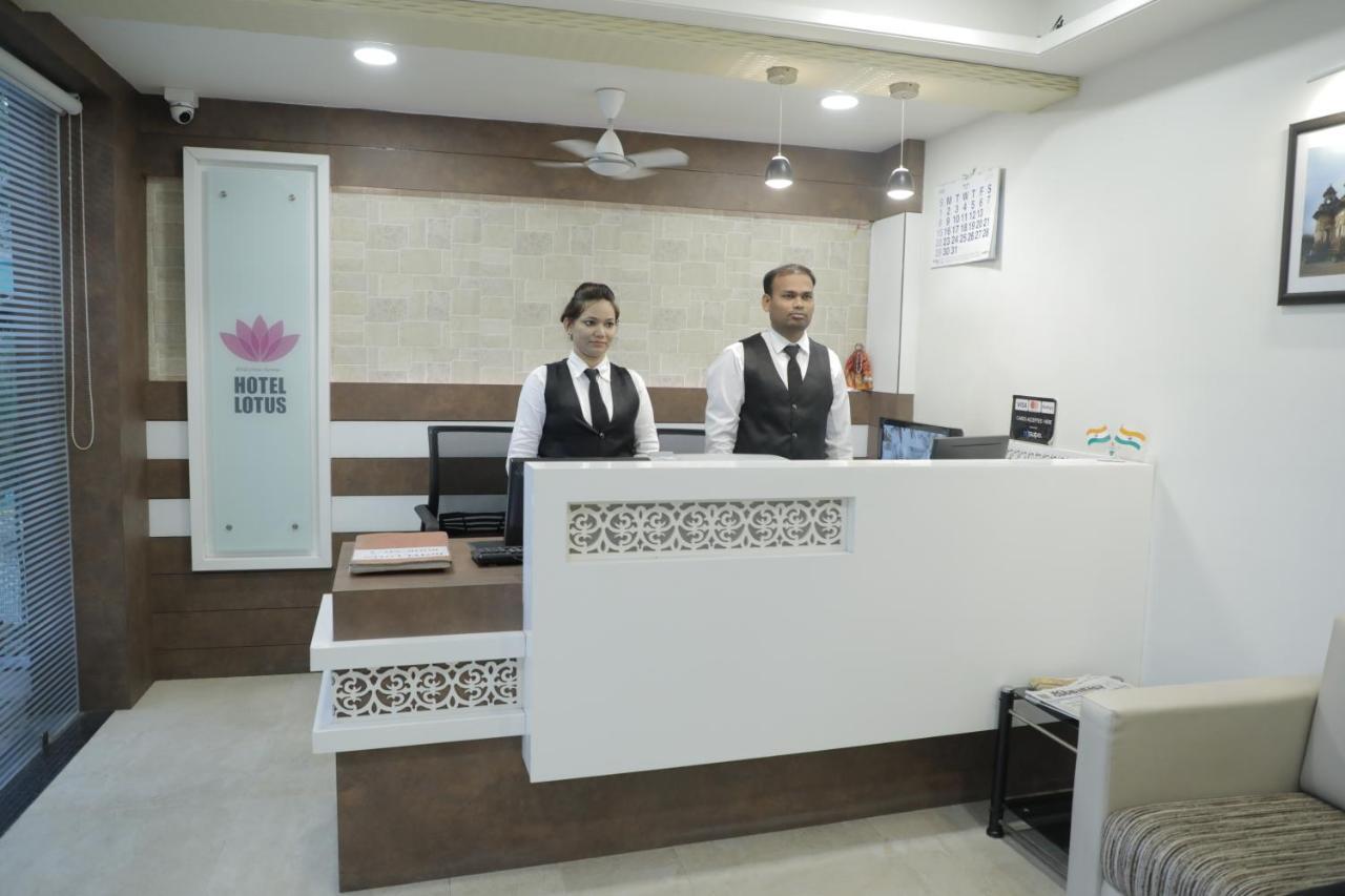 Hotel Lotus Chandrapur Extérieur photo