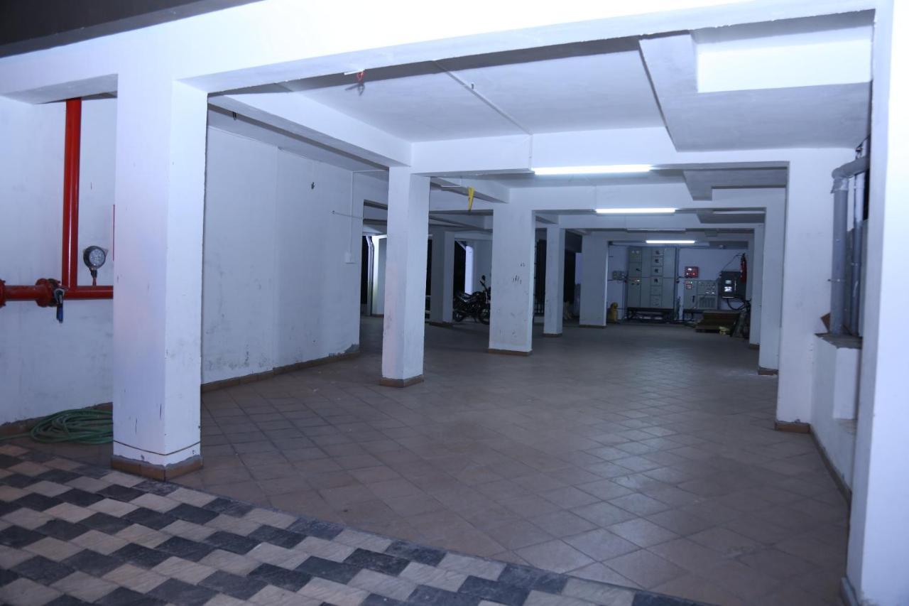 Hotel Lotus Chandrapur Extérieur photo