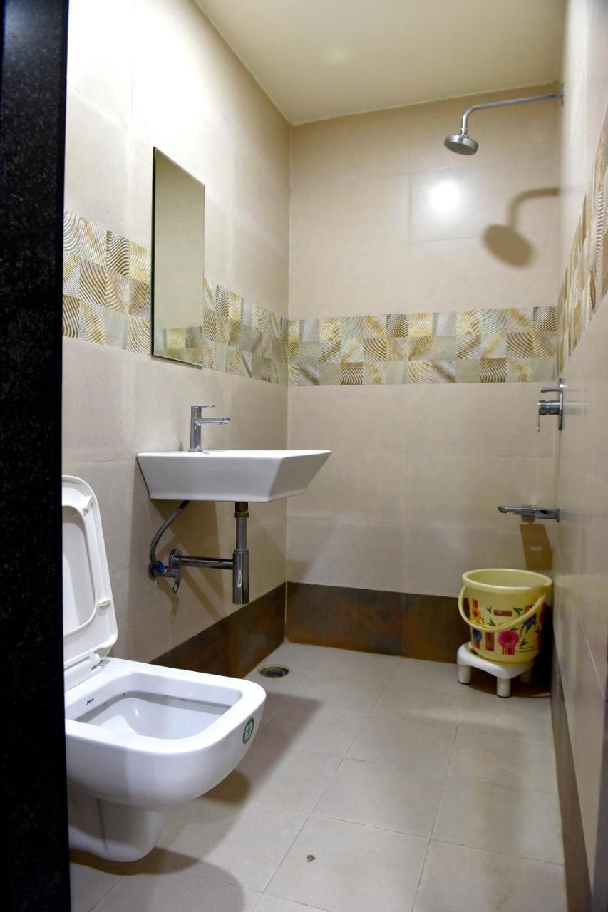 Hotel Lotus Chandrapur Extérieur photo