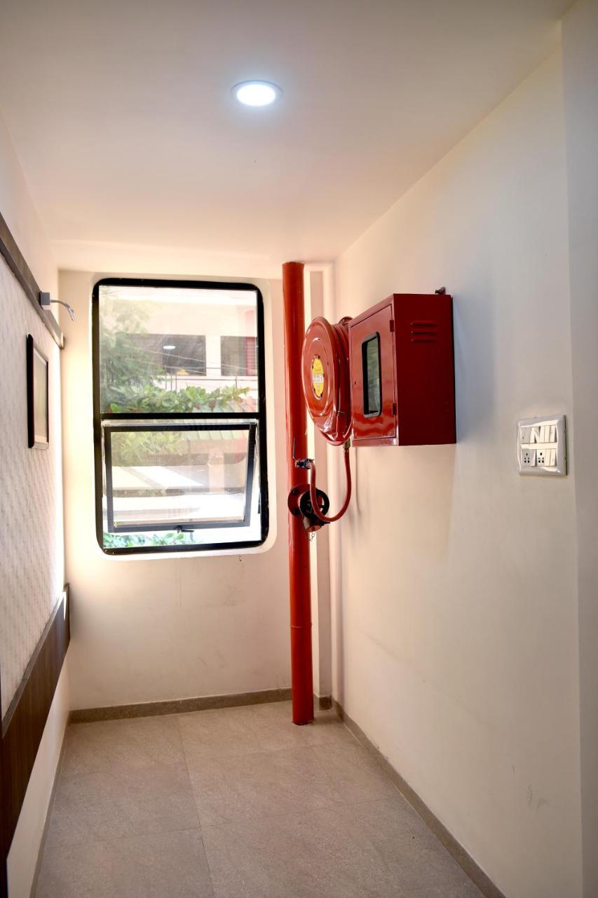 Hotel Lotus Chandrapur Extérieur photo